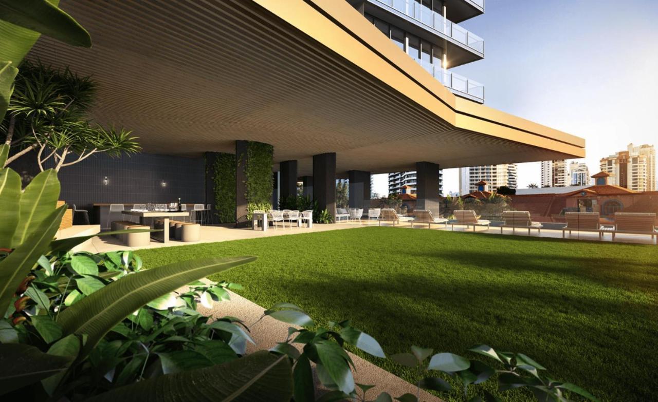 Apartment Signature Broadbeach Ocean Views - Coasthm *