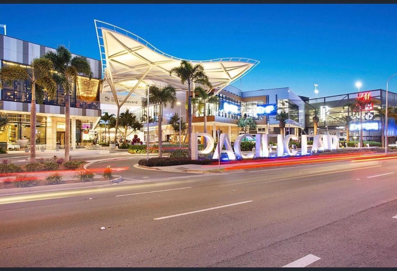 Signature Broadbeach Ocean Views - Coasthm